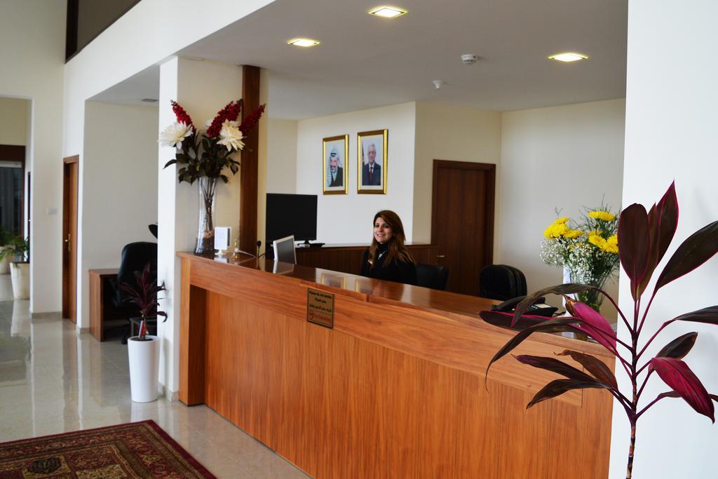 Taybeh Golden Hotel รามัลเลาะห์ ภายนอก รูปภาพ