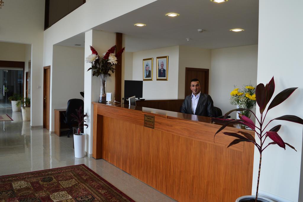 Taybeh Golden Hotel รามัลเลาะห์ ภายนอก รูปภาพ
