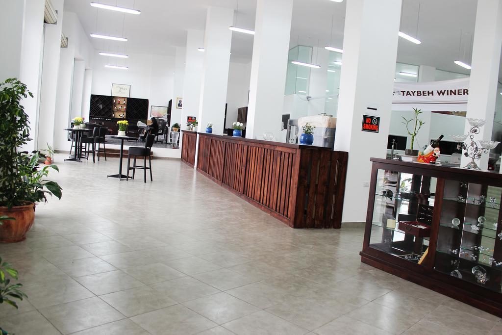 Taybeh Golden Hotel รามัลเลาะห์ ภายนอก รูปภาพ